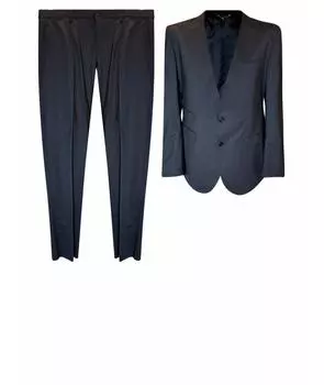 Классический костюм