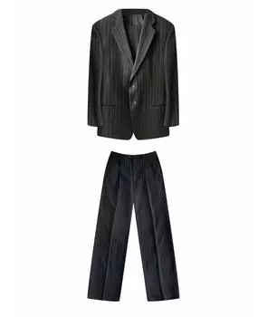 Классический костюм