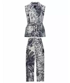 Костюм с брюками