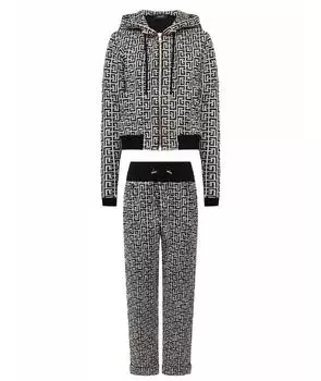 Костюм с брюками