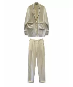 Костюм с брюками