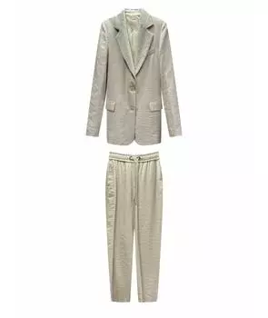 Костюм с брюками
