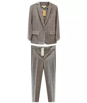 Костюм с брюками