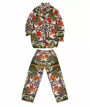 Костюм с брюками