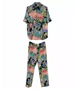 Костюм с брюками