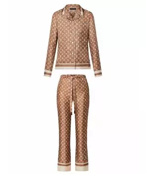 Костюм с брюками