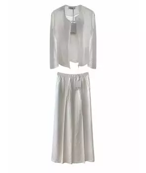 Костюм с брюками