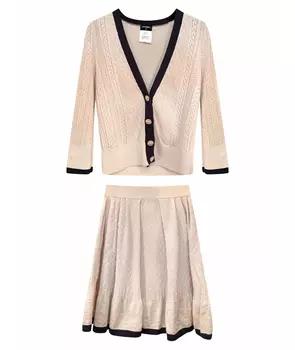 Костюм с брюками