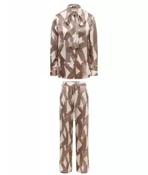 Костюм с брюками