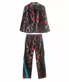 Костюм с брюками