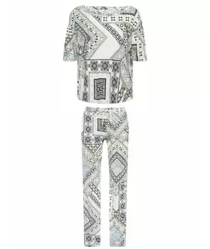 Костюм с брюками