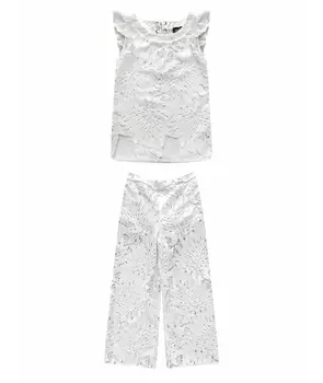 Костюм с брюками