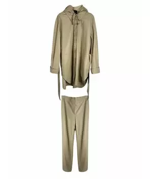 Костюм с брюками