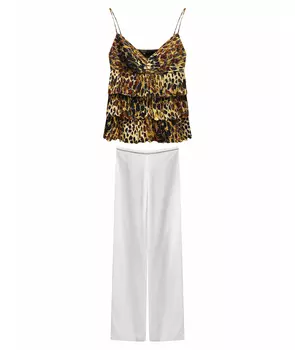 Костюм с брюками