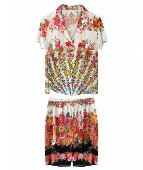 Костюм с брюками