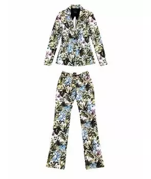 Костюм с брюками