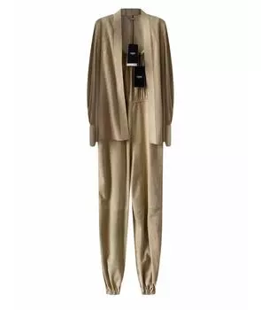 Костюм с брюками