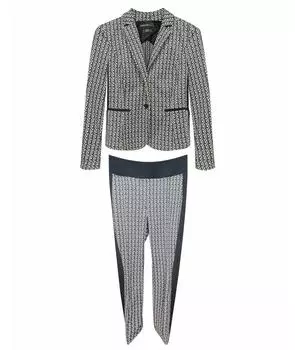 Костюм с брюками