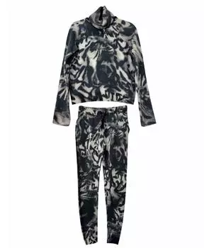 Костюм с брюками