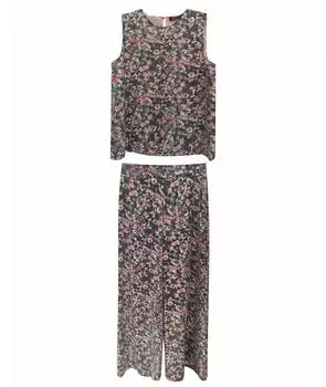 Костюм с брюками