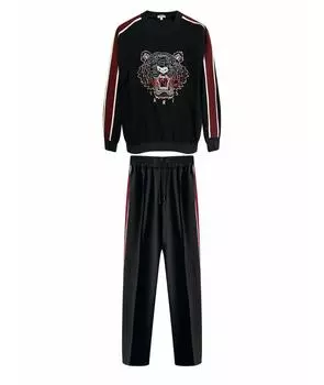 Костюм с брюками