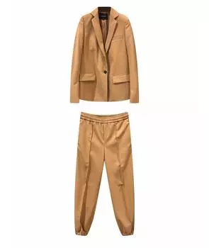 Костюм с брюками