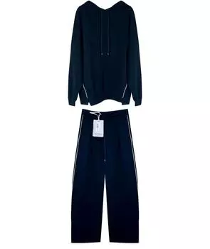 Костюм с брюками