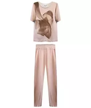 Костюм с брюками