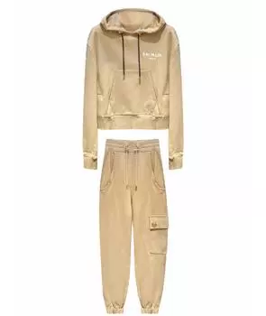 Костюм с брюками