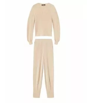 Костюм с брюками