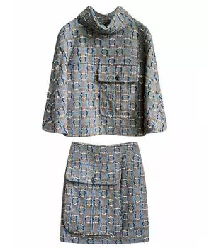 Костюм с юбками