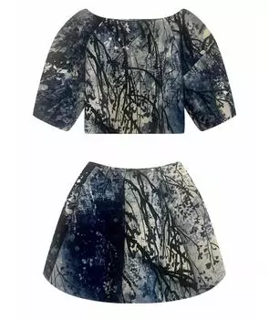 Костюм с юбками