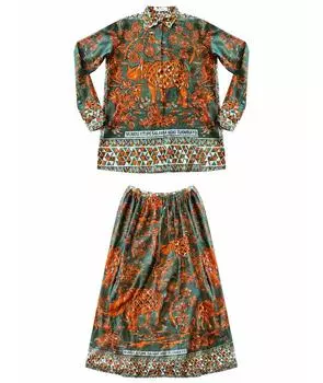 Костюм с юбками