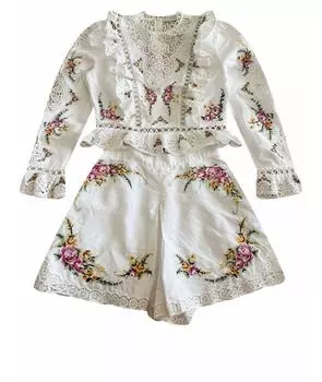 Костюм с юбками