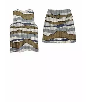 Костюм с юбками