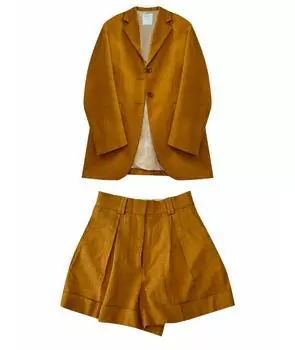 Костюм с юбками