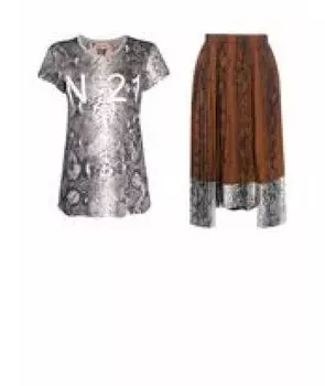 Костюм с юбками