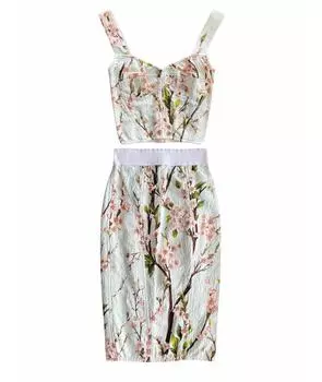 Костюм с юбками