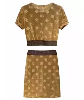 Костюм с юбками