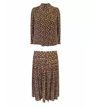 Костюм с юбками