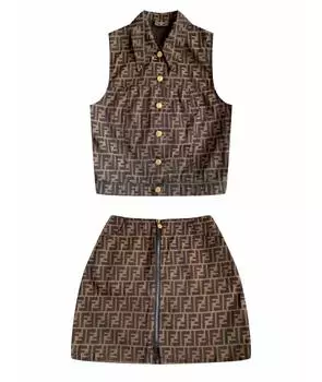 Костюм с юбками