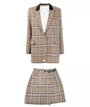 Костюм с юбками