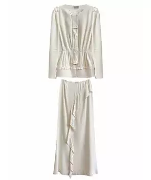 Костюм с юбками