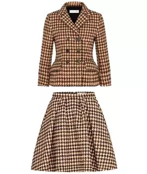 Костюм с юбками