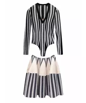 Костюм с юбками