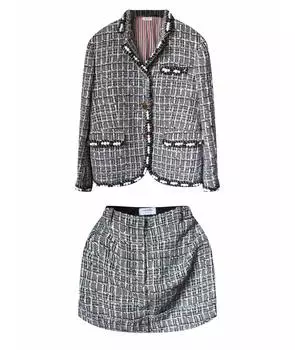 Костюм с юбками