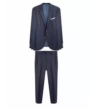 Костюм-тройка