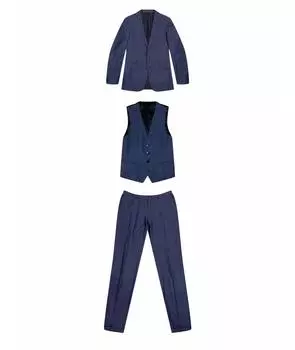 Костюм-тройка