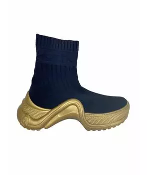 Кроссовки