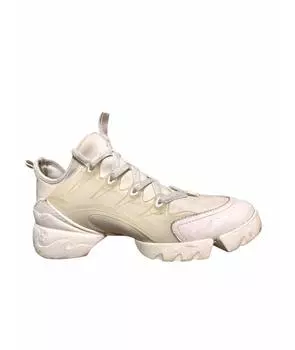 Кроссовки